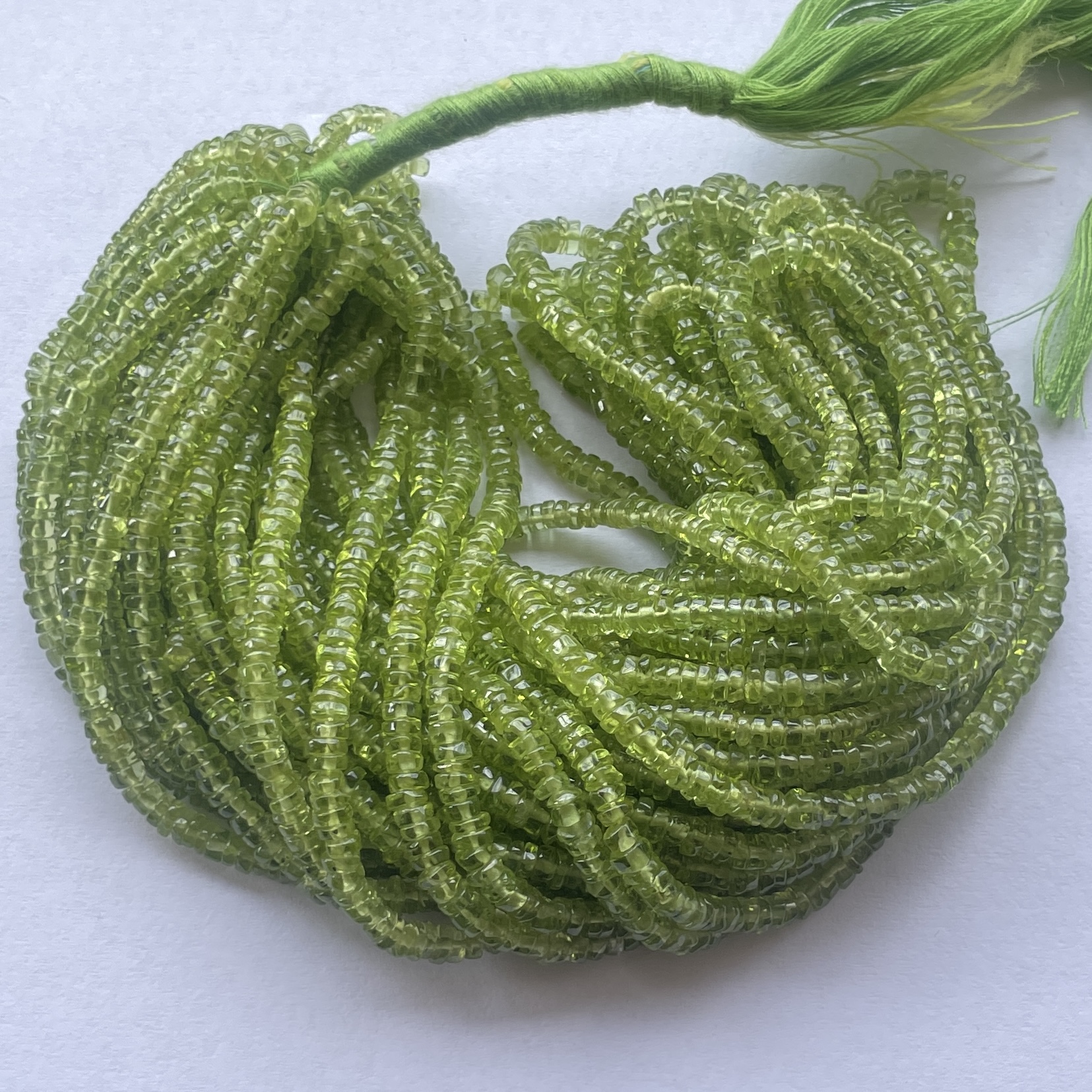 4mm Natural Peridot Smooth Heishi Tyre Beads