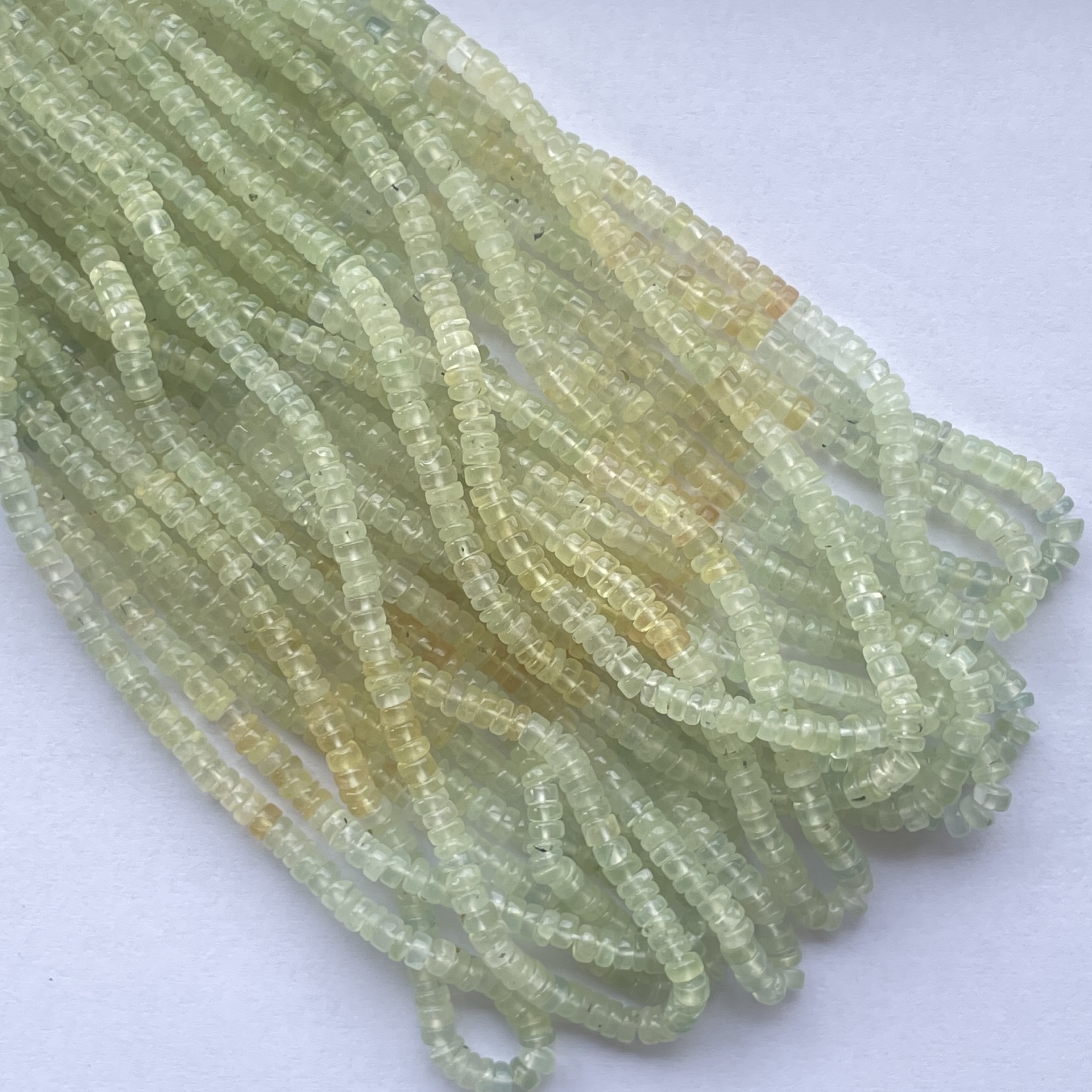 5mm Natural Prehnite Smooth Heishi Tyre Gemstone Beads