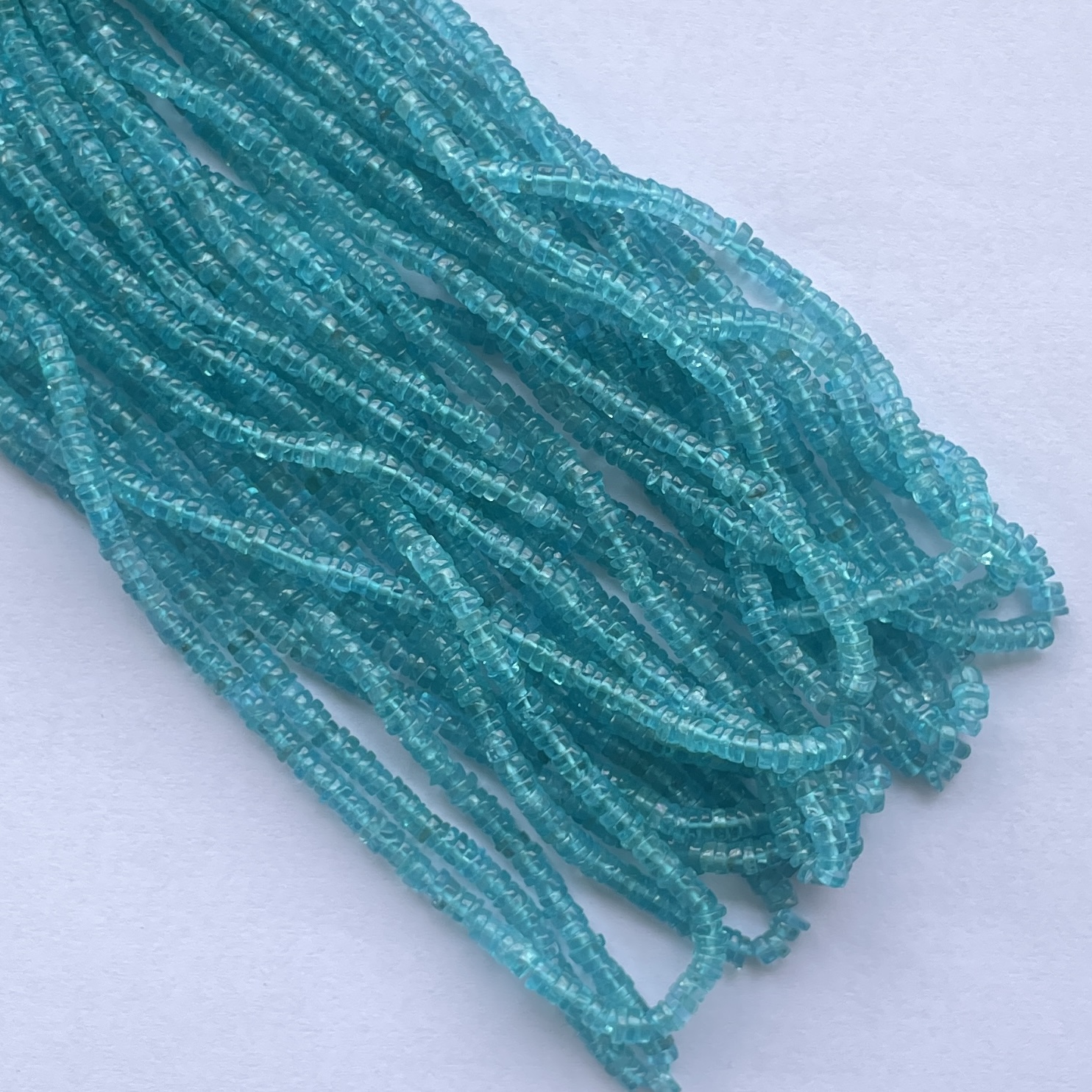 5mm Natural Sky Blue Apatite Smooth Heishi Tyre Gemstone Beads